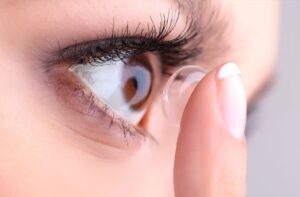 Here’s All You Need To Know About Disposable Contact Lens Singapore
