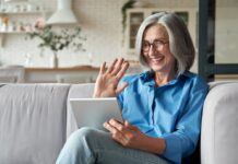 The Reasons Behind the Popularity of Video Chat Among Seniors