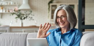 The Reasons Behind the Popularity of Video Chat Among Seniors