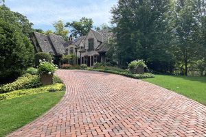 Signs That It's Time to Reseal Your Driveway